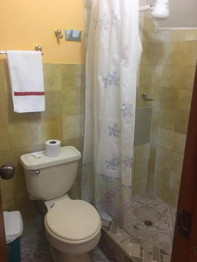 Hostal San Francisco San Cristóbal Buitenkant foto