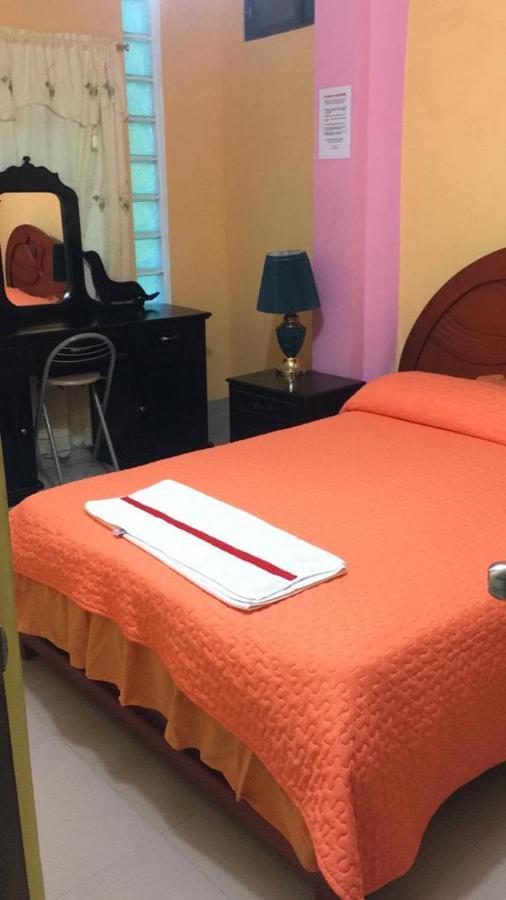 Hostal San Francisco San Cristóbal Buitenkant foto